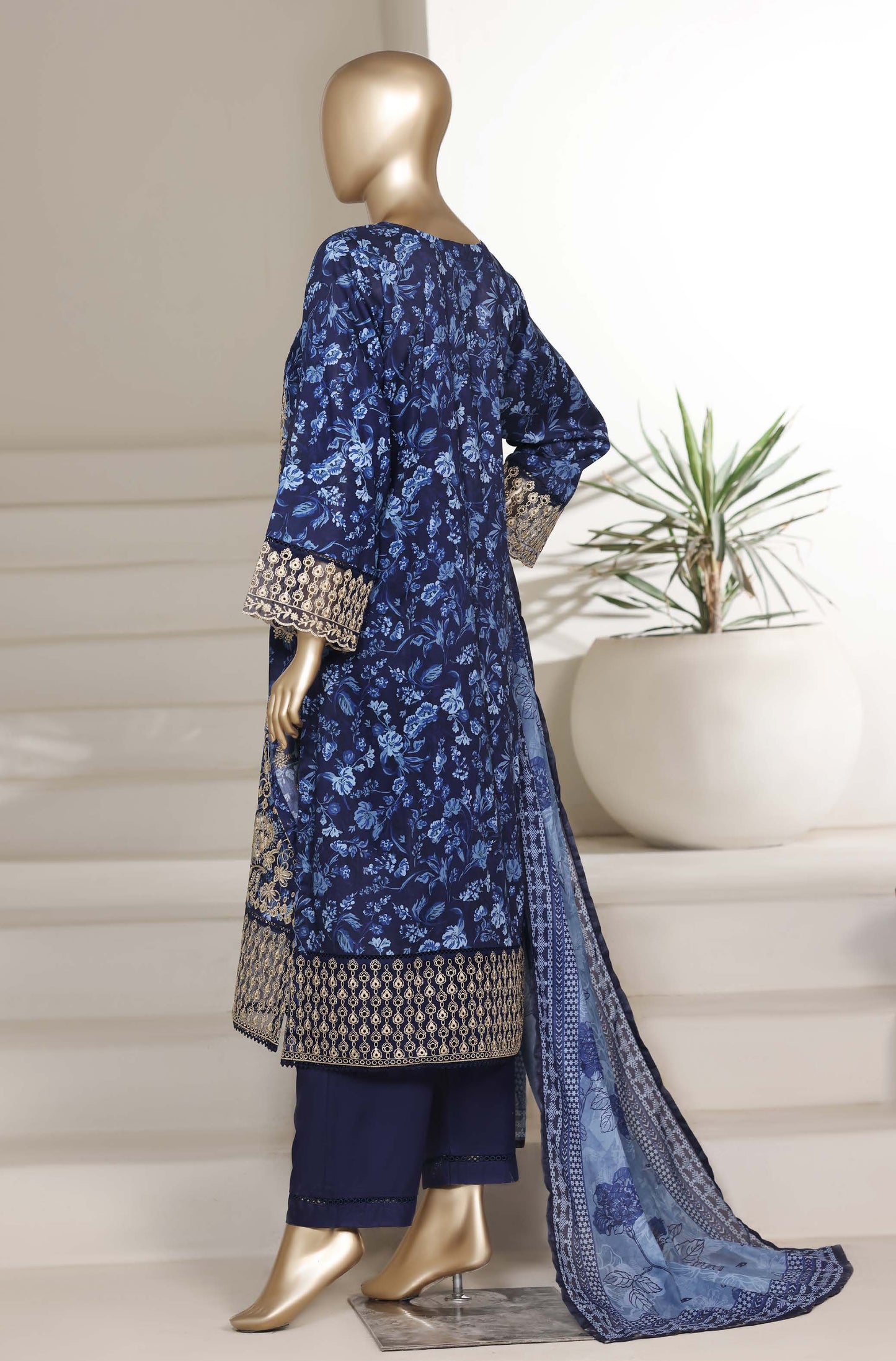SADABAHAR SIGNATURE EMBROIDERED FESTIVE STITCHED 3-PIECE COLLECTION