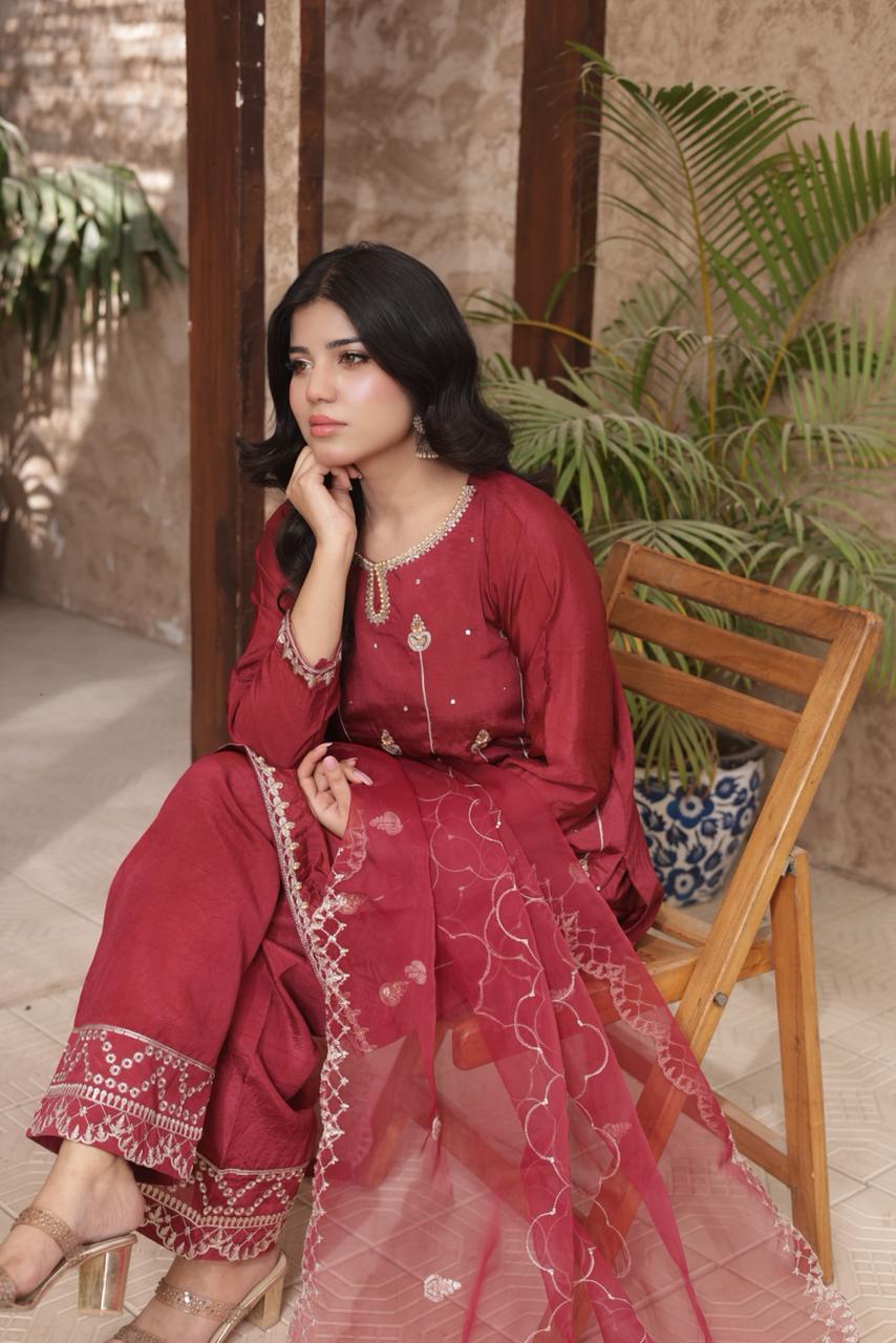 FATIMA NEHAL premium sheesha silk embroided 3 peice luxury elegance
