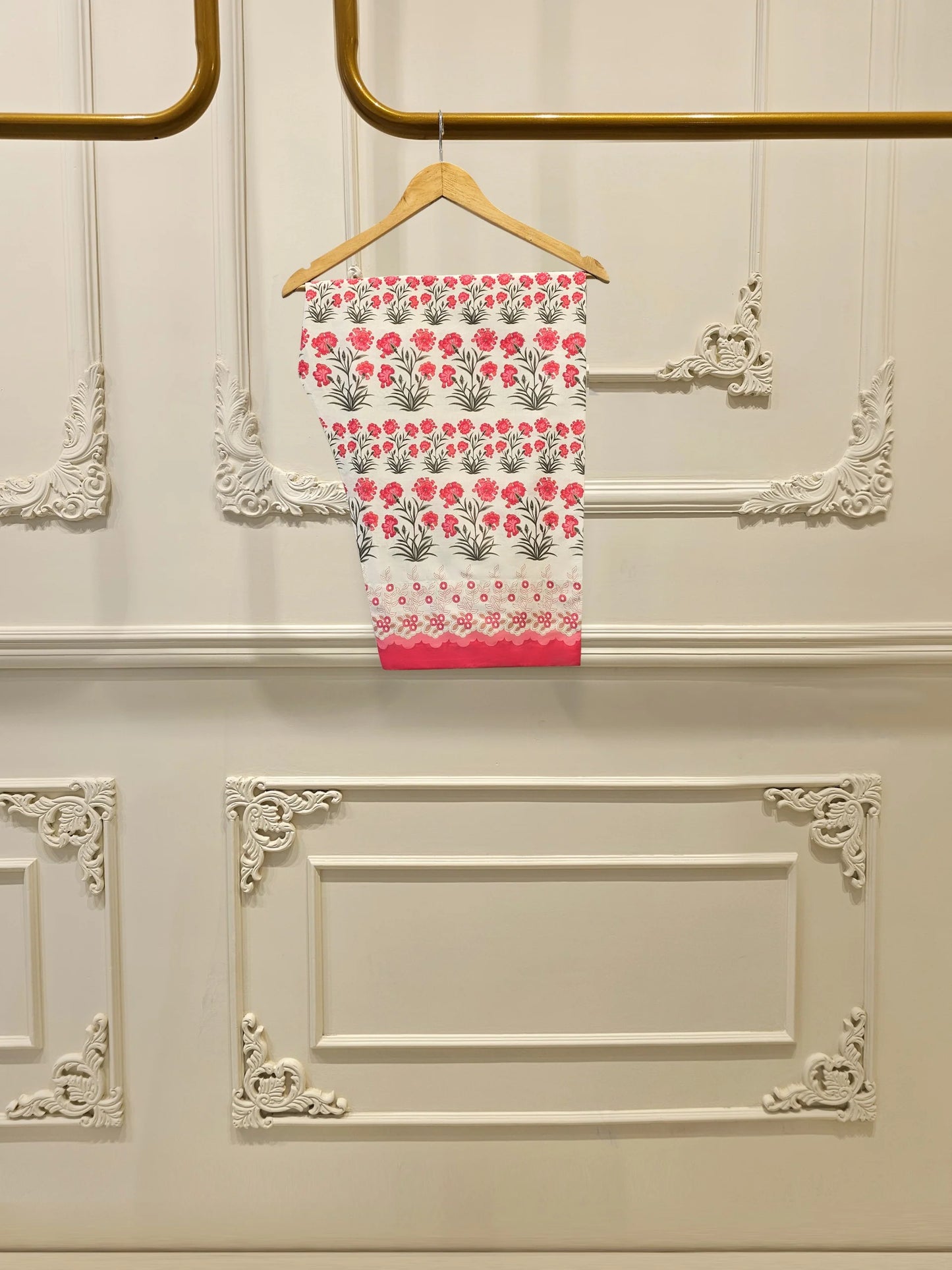 3 Piece - Pure Embroidered Lawn Suit S111648