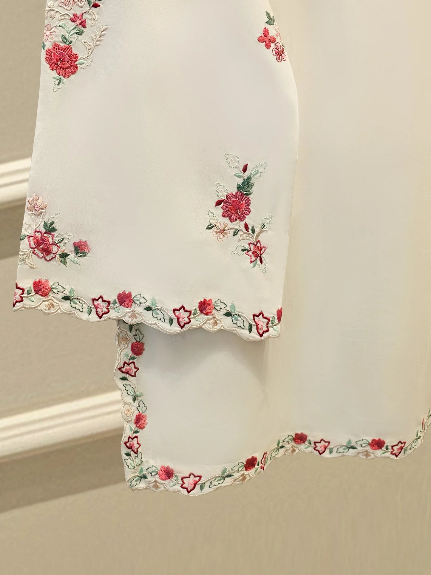 3 Piece - Pure Embroidered Lawn Suit S111648