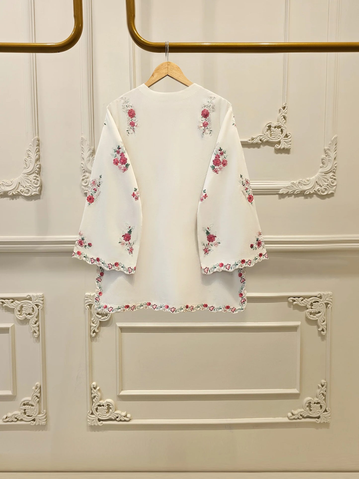 3 Piece - Pure Embroidered Lawn Suit S111648