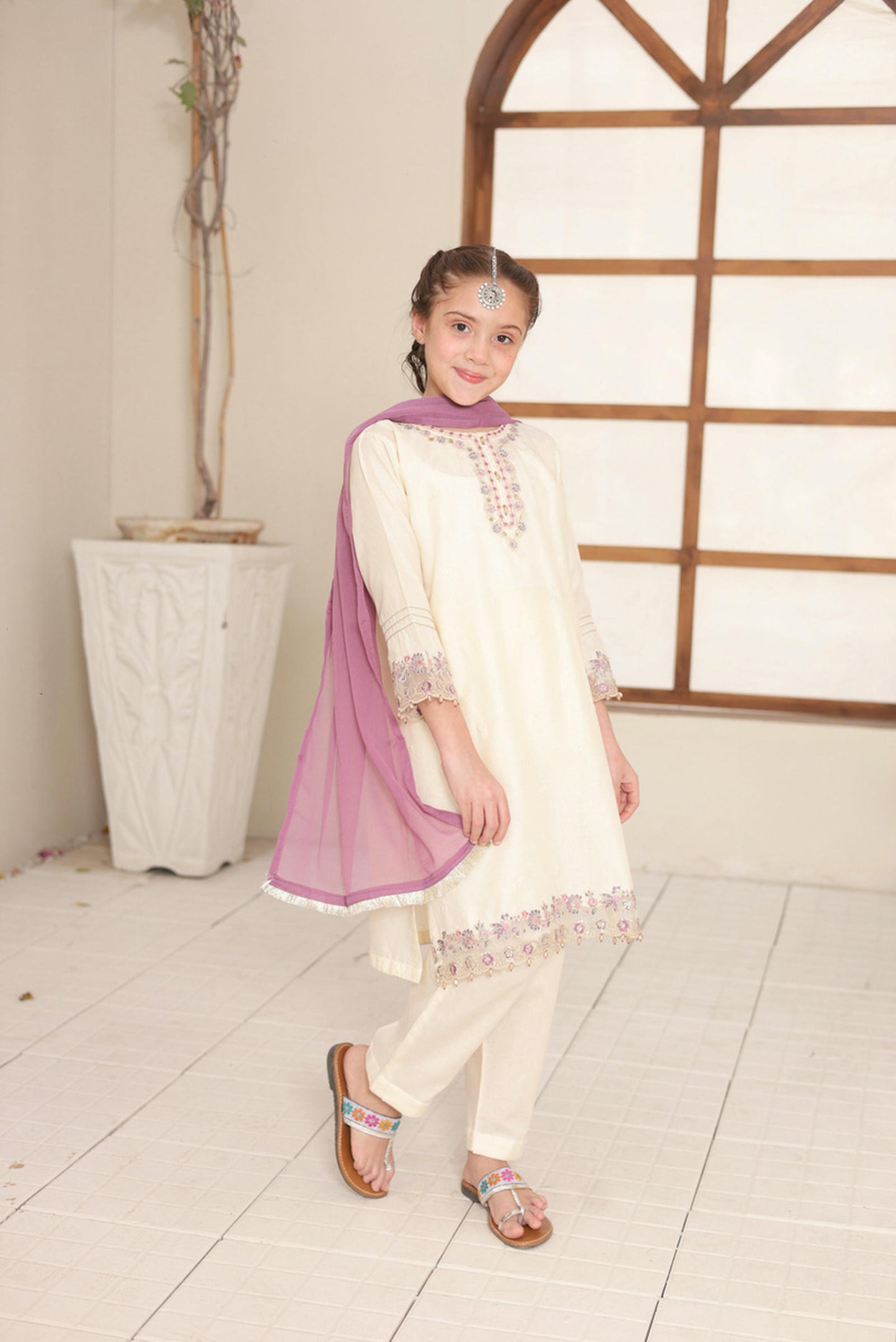 SHANZEY Nat Khat Guriya Embroidered 3piece Cotton suit