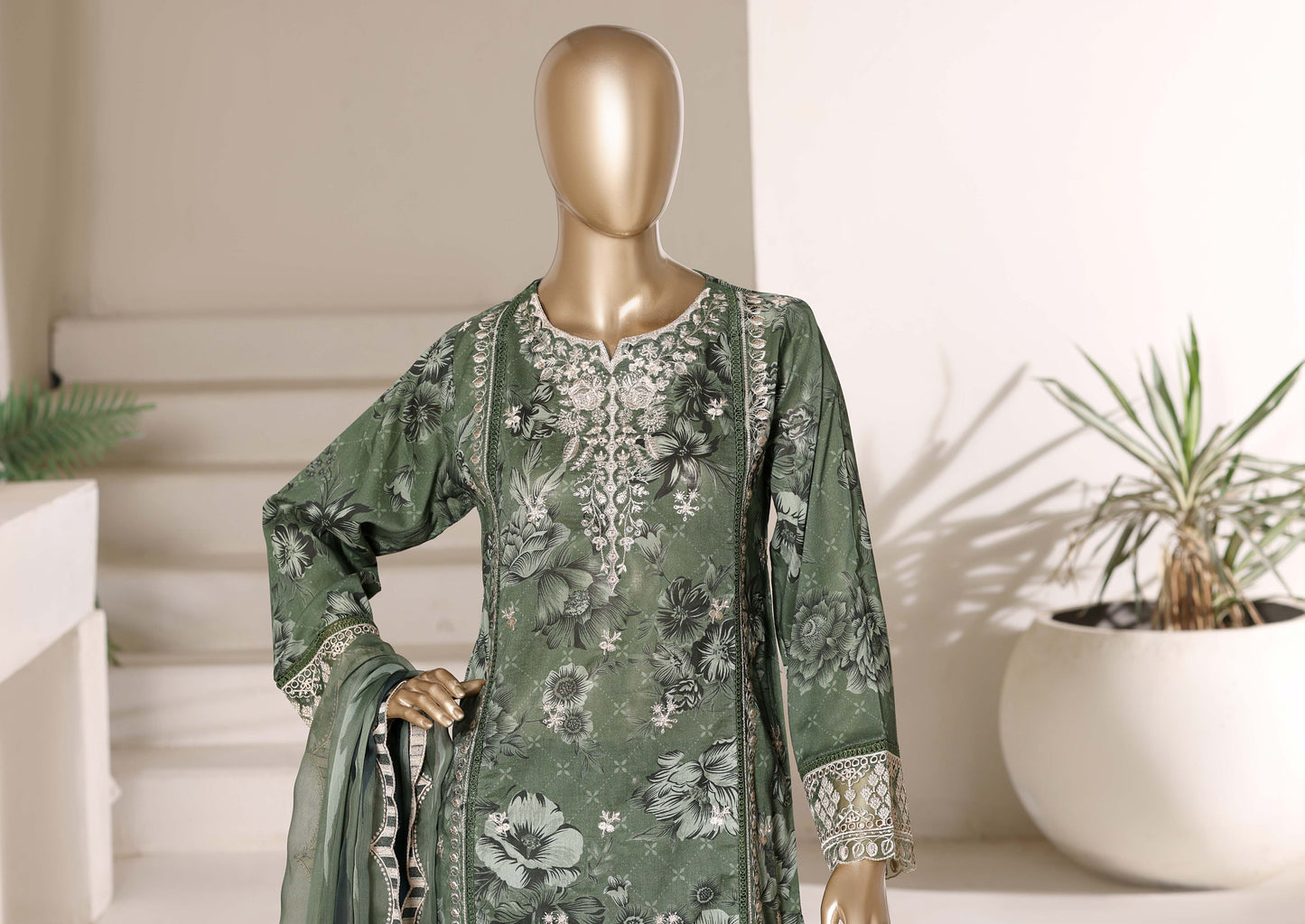 Sadabahar Signature Embroidered Stitched 3 Piece Suit festive collection