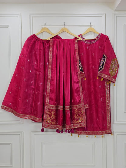 Three-piece Sheesha Silk Luxury Pret