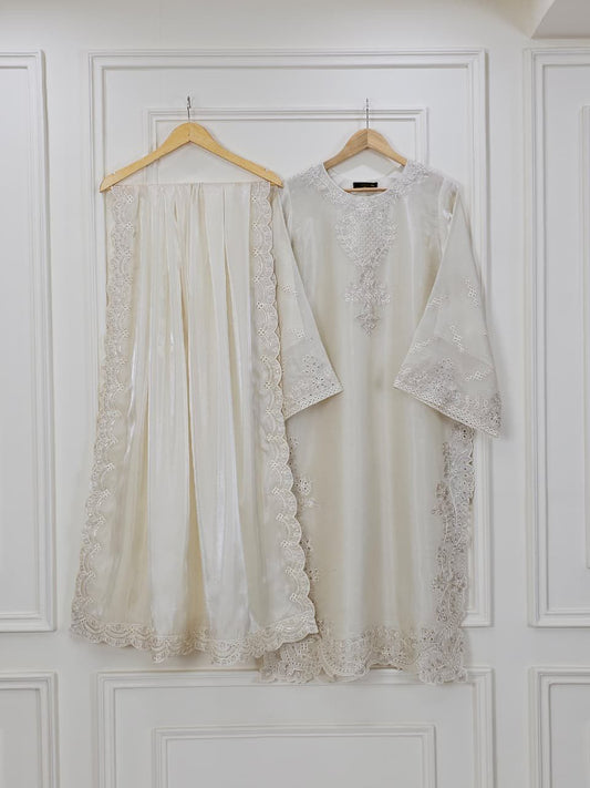 Three-piece Sheesha Silk Luxury Pret suit