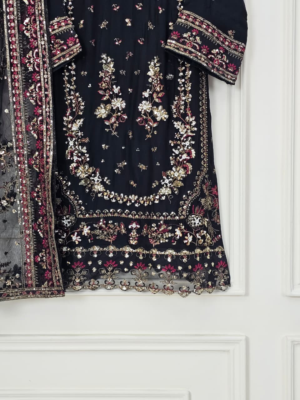 Black Luxury Embroidered Crinkle Chiffon 3-Piece Formal Suit