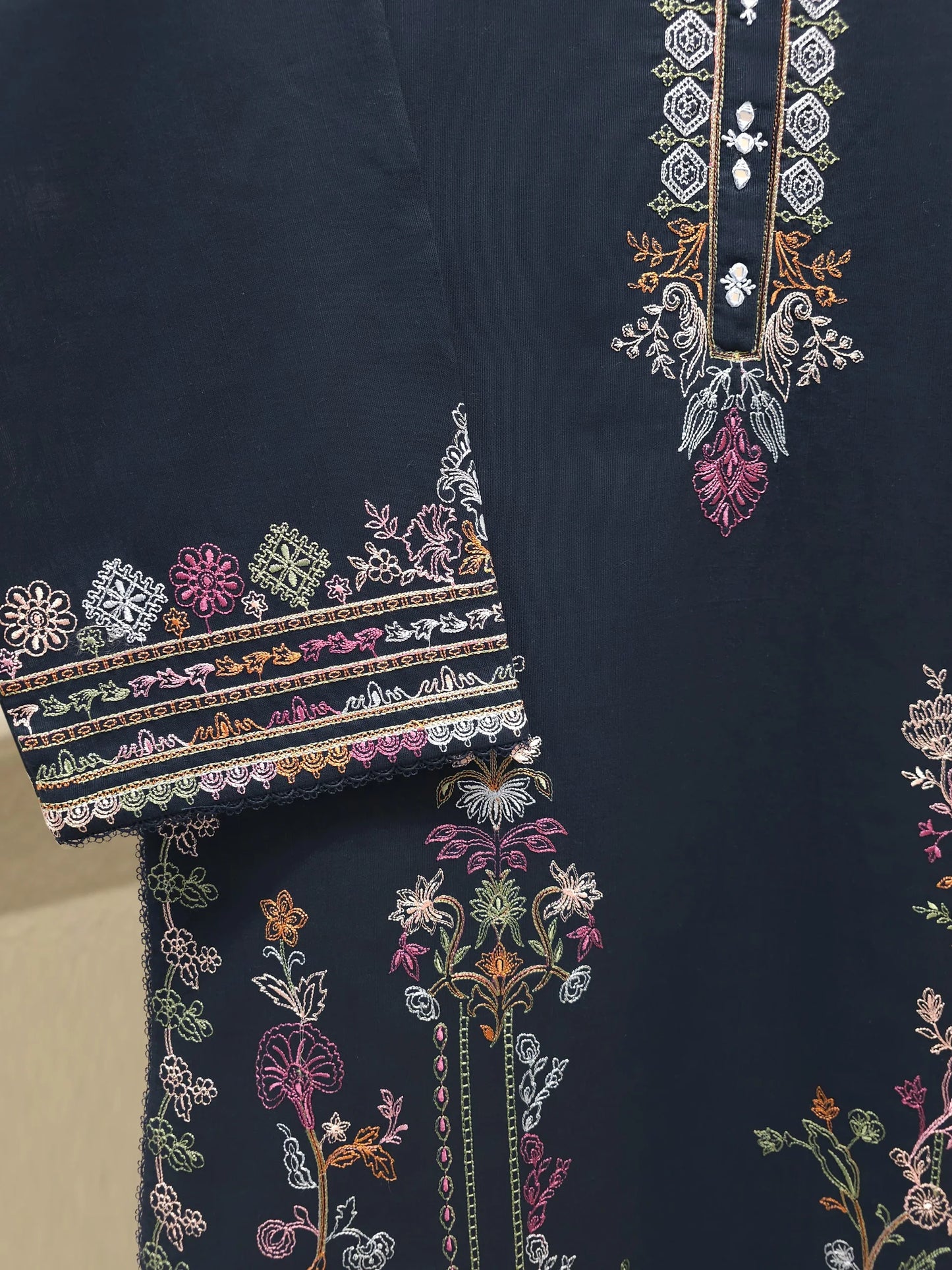 2 Piece - Embroidered Khaddar Suit S112582